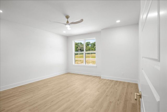 1674 Russell Drive, Longview, TX 75602