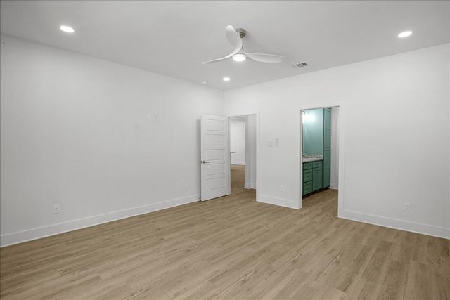 1674 Russell Drive, Longview, TX 75602