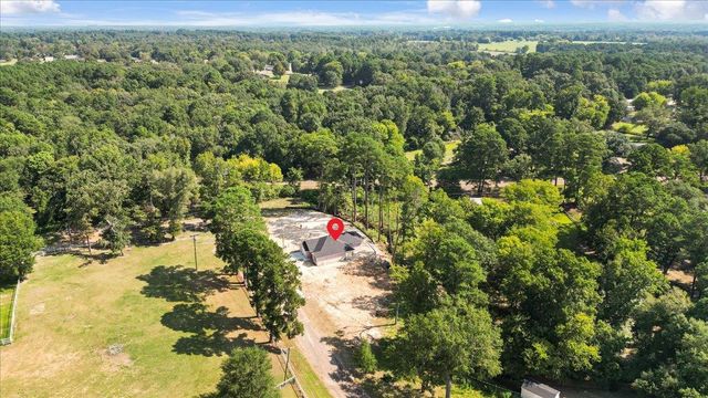 1674 Russell Drive, Longview, TX 75602