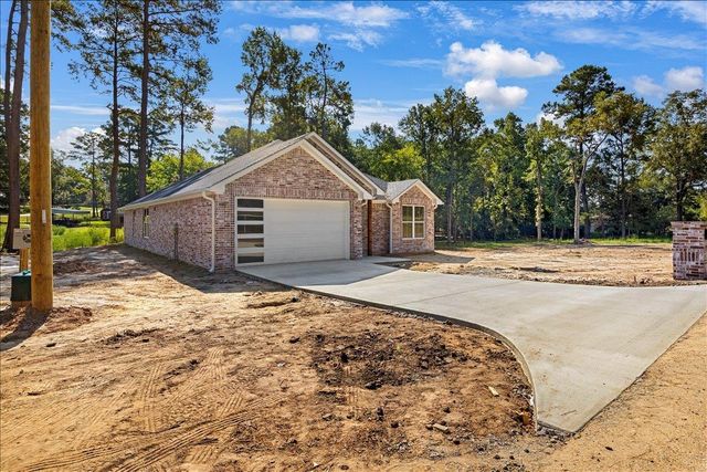 1674 Russell Drive, Longview, TX 75602