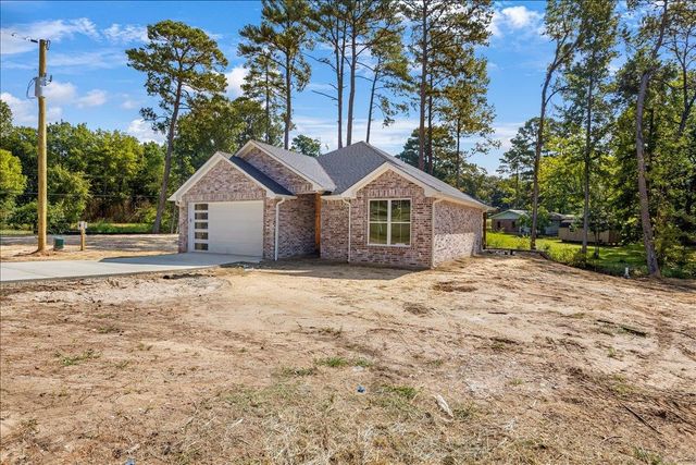 1674 Russell Drive, Longview, TX 75602