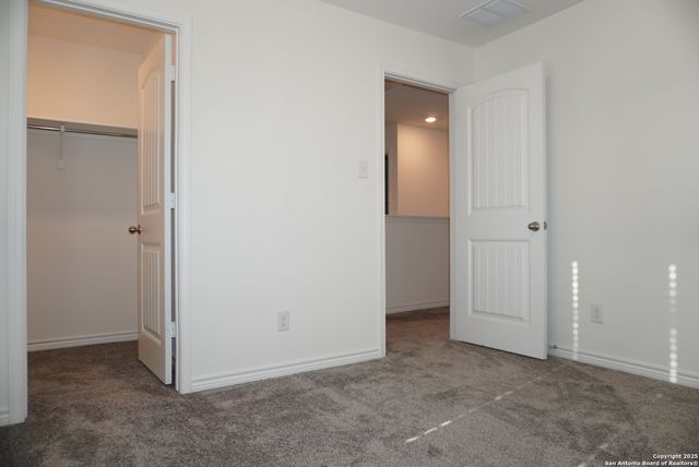 4809 PARK GLN, Marion, TX 78124