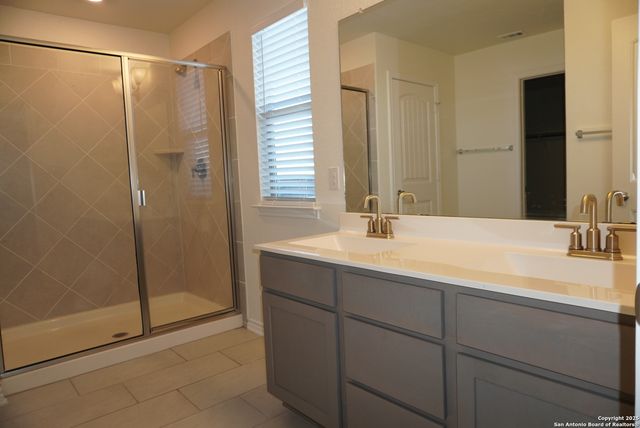 4809 PARK GLN, Marion, TX 78124