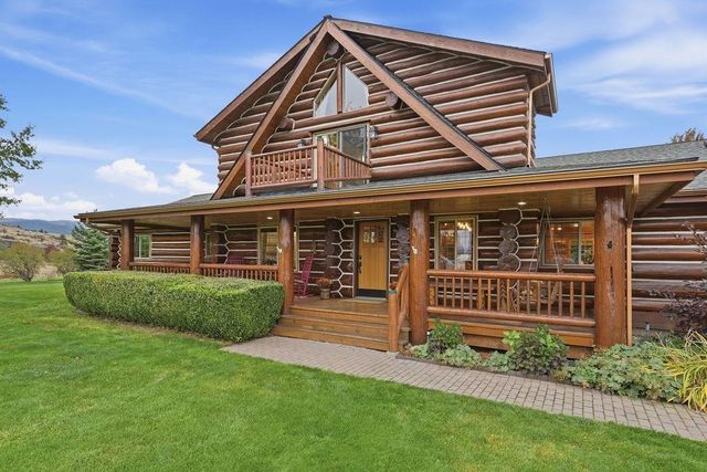 19710 E 8TH Ave, Greenacres, WA 99016