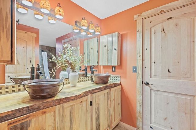 19710 E 8TH Ave, Greenacres, WA 99016