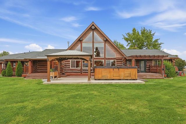 19710 E 8TH Ave, Greenacres, WA 99016