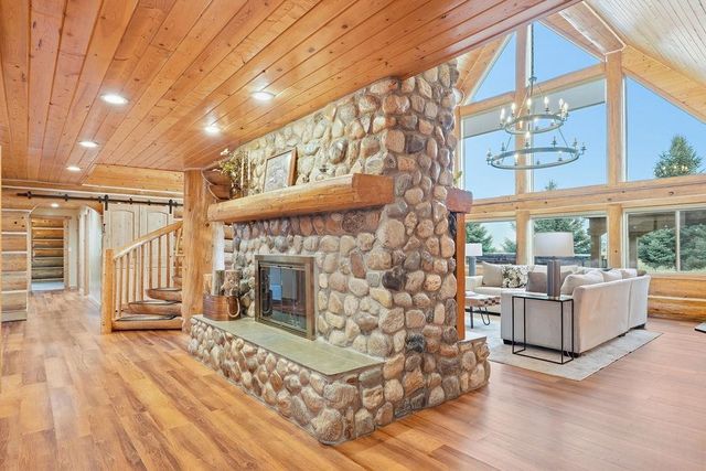 19710 E 8TH Ave, Greenacres, WA 99016