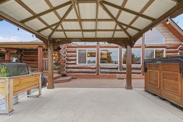 19710 E 8TH Ave, Greenacres, WA 99016
