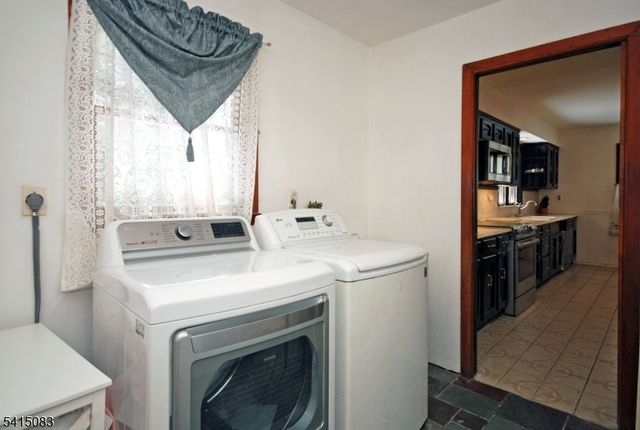 28 Overlook Rd, Little Falls Twp., NJ 07424