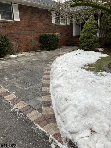 28 Overlook Rd, Little Falls Twp., NJ 07424