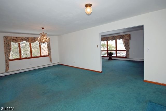 28 Overlook Rd, Little Falls Twp., NJ 07424