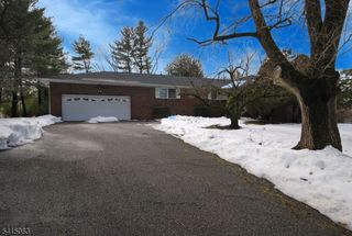 28 Overlook Rd, Little Falls Twp., NJ 07424