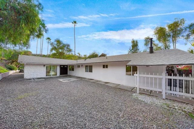 1603 Towell Lane, Escondido, CA 92029