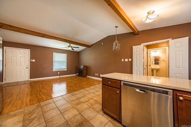 133 Lonsdale Circle, Jacksonville, AR 72076