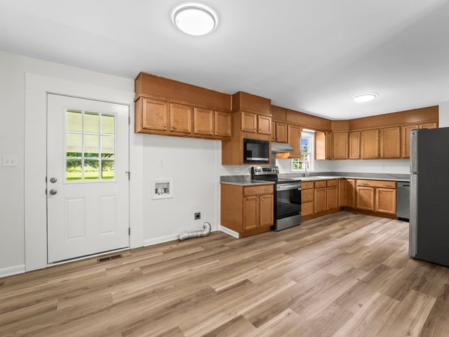 206 Elk Acre Dr, Estill Springs, TN 37330