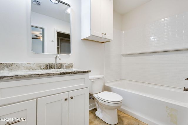 204 Romero Street C, Youngsville, LA 70592
