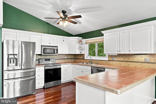 598 TECUMSEH TRL, Hedgesville, WV 25427