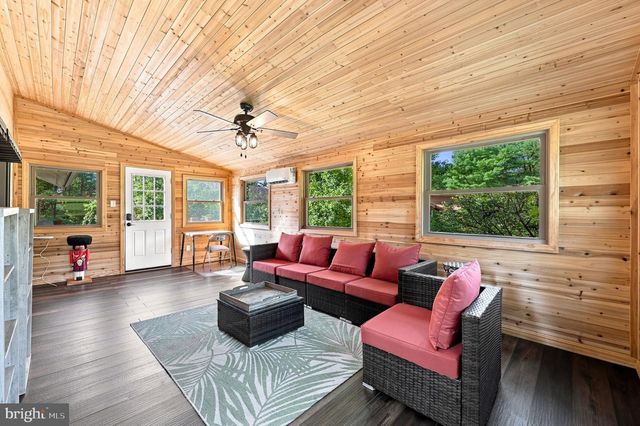 598 TECUMSEH TRL, Hedgesville, WV 25427