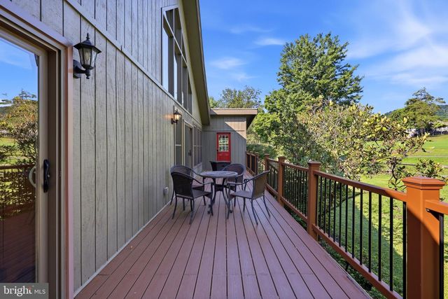 598 TECUMSEH TRL, Hedgesville, WV 25427