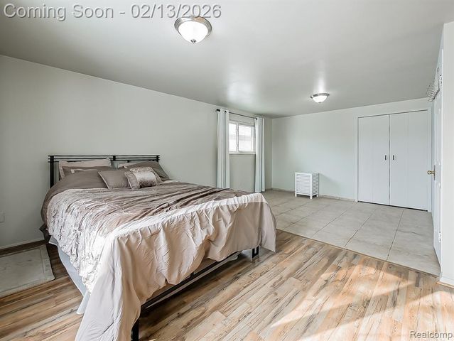 2365 Niagara Drive, Troy, MI 48083