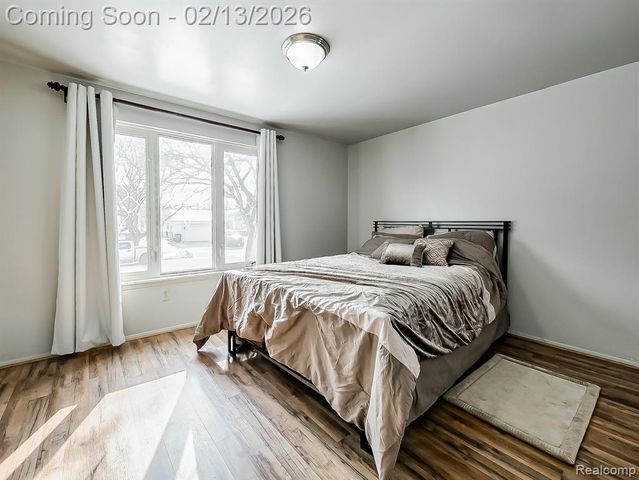 2365 Niagara Drive, Troy, MI 48083