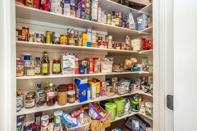 700 Mary Lee Lane, Collinsville, TX 76233