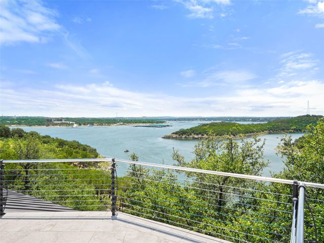 17807 Breakwater DR, Jonestown, TX 78645