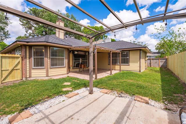 4427 Ireland Lane, Pasadena, TX 77505