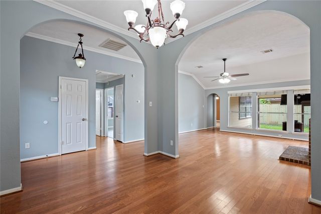 4427 Ireland Lane, Pasadena, TX 77505