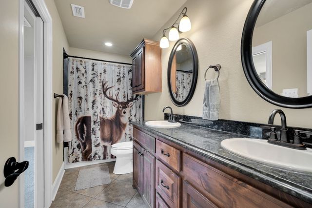 121 Sequoia Court, Midlothian, TX 76065