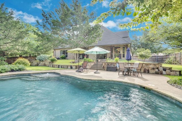 121 Sequoia Court, Midlothian, TX 76065