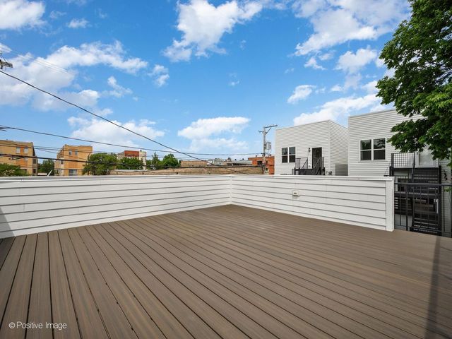 1938 N Sawyer Avenue 1, Chicago, IL 60647