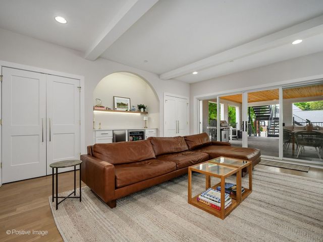 1938 N Sawyer Avenue 1, Chicago, IL 60647