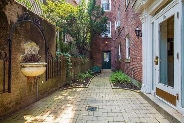 16 Chauncy St G, Cambridge, MA 02138