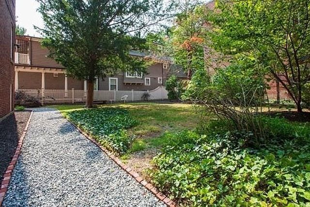 16 Chauncy St G, Cambridge, MA 02138