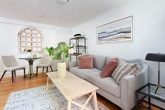 16 Chauncy St G, Cambridge, MA 02138