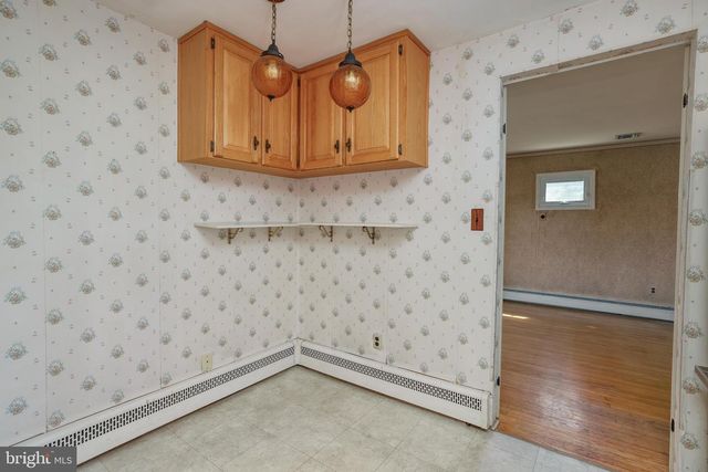 2323 LAKEVIEW DR, Yardley, PA 19067