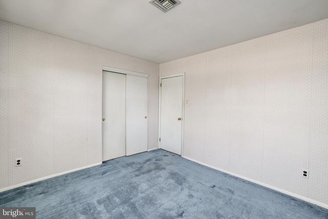 2323 LAKEVIEW DR, Yardley, PA 19067