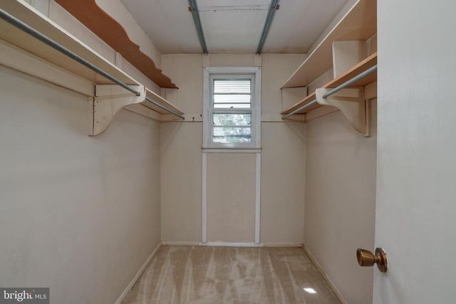 2323 LAKEVIEW DR, Yardley, PA 19067