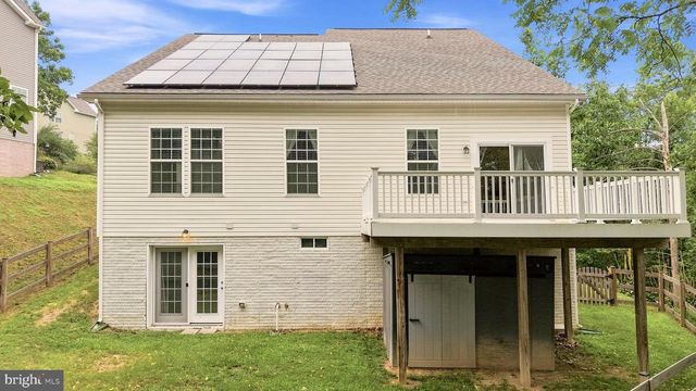 210 WOODS DR, Cross Junction, VA 22625