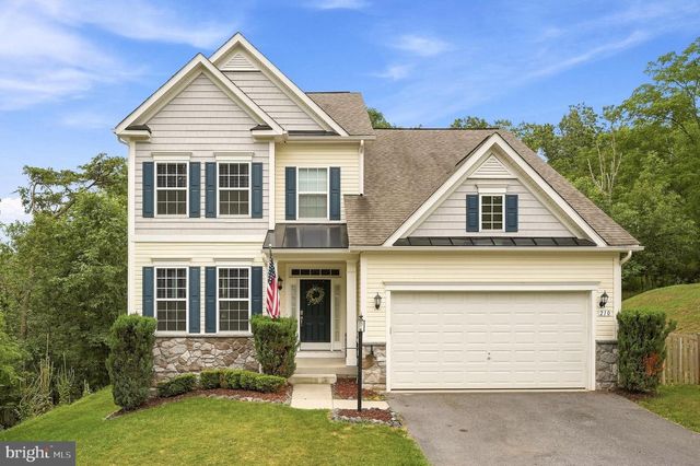 210 WOODS DR, Cross Junction, VA 22625