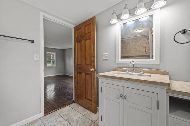 8200 312th AVENUE, Burlington, WI 53105