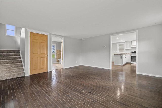 8200 312th AVENUE, Burlington, WI 53105