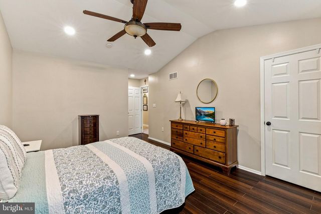 108 BRADDOCK LN, Deptford, NJ 08096