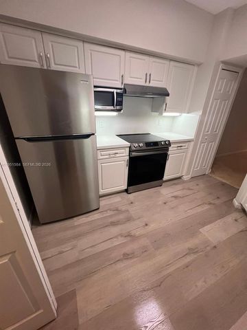 3245 NE 184th St 13201, Aventura, FL 33160