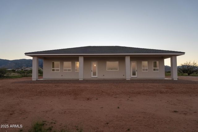 8287 S Elohyna Lane, Hereford, AZ 85615