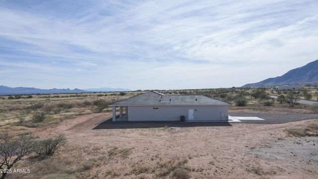 8287 S Elohyna Lane, Hereford, AZ 85615