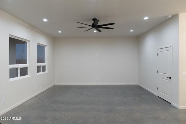 8287 S Elohyna Lane, Hereford, AZ 85615