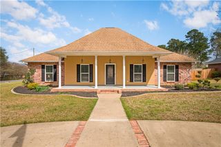 128 ROBERTSON Road, Ball, LA 71405