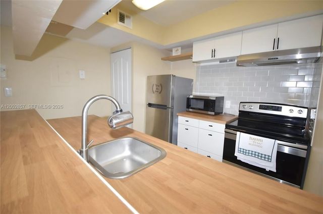 5780 Rock Island Rd 351, Tamarac, FL 33319